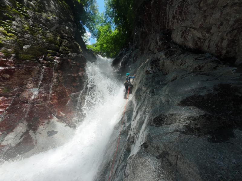 奮闘するたもしま氏